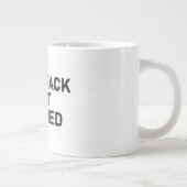 Deze track is nog niet af - Glitch Text Design Grote Koffiekop (Rechts)