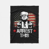 Deze Trump Middelvingers Pro Trump 2024 (op rug) Fleece Deken (Voorkant)