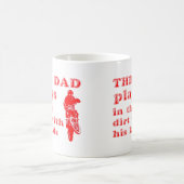 Deze vader speelt in de Mok van de vuile bike Moto (Center)