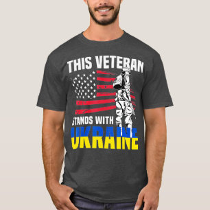 Deze veteraan staat met Oekraïne T-shirt