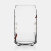 Deze vrouw is een showgirl vrijgezellenfeest naam  blikvorm glas (Links)