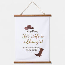 Deze vrouw is een showgirl vrijgezellenfeest naam 