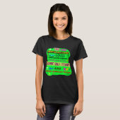 Deze vrouw kent haar schildpad Frisbee di T-shirt (Voorkant volledig)