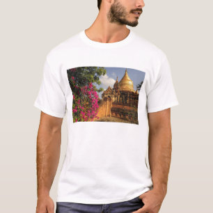 Dhamma Yazaka Pagode in Bagan (Pagan), Myanmar T-shirt