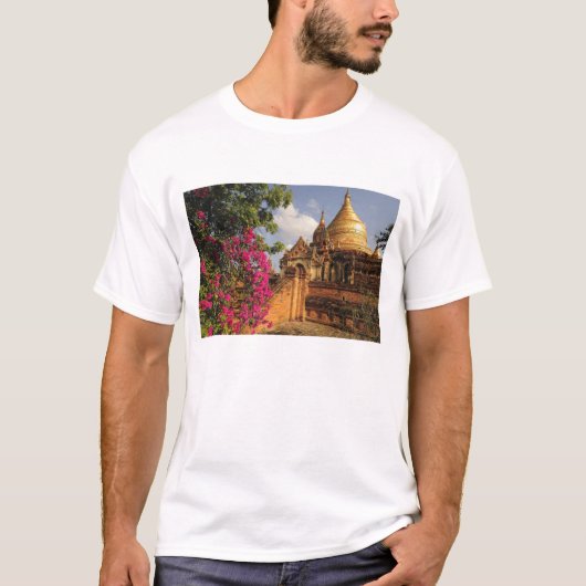 Dhamma Yazaka Pagode in Bagan (Pagan), Myanmar T-shirt (Voorkant)