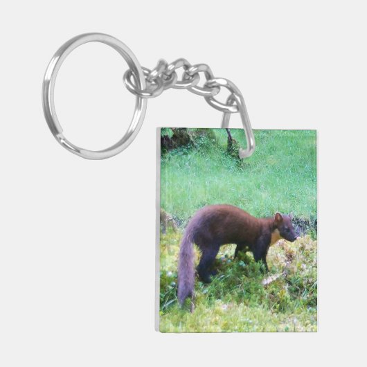 Dhr. & Mevr. Pine Marten Sleutelhanger (Voorkant Links)