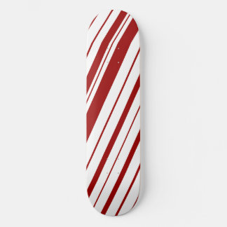 Diagonaal bereik ~ Maroon Skateboard