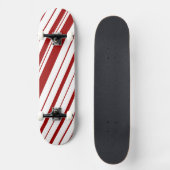 Diagonaal bereik ~ Maroon Skateboard (Voorkant)