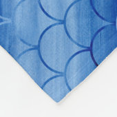 Diagonaal lichte en donkerblauwe ventilatorvormen fleece deken (Hoek)