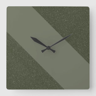 Diagonaal mos groene streep wandklok