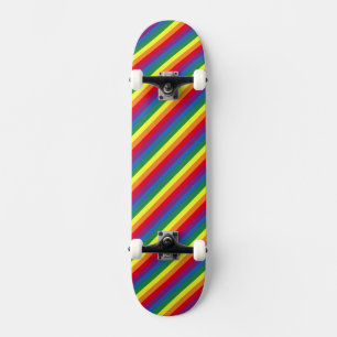 Diagonaal regenboogpatroon persoonlijk skateboard