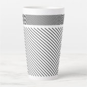 Diagonaal ritme in zwart en wit latte mok (Voorkant)