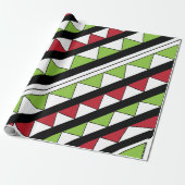 Diagonaal Stripes Green Red Triangles Patroon Cadeaupapier (Uitgerold)