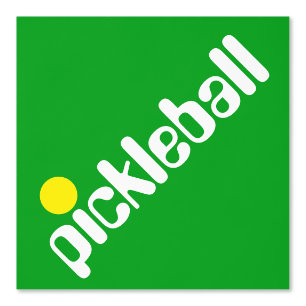 Diagonaal Wit Geel PICKLEBALL op Heldergroen Behang
