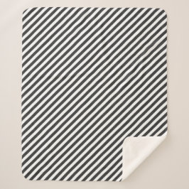 Diagonal black and white stripes  pattern sherpa deken