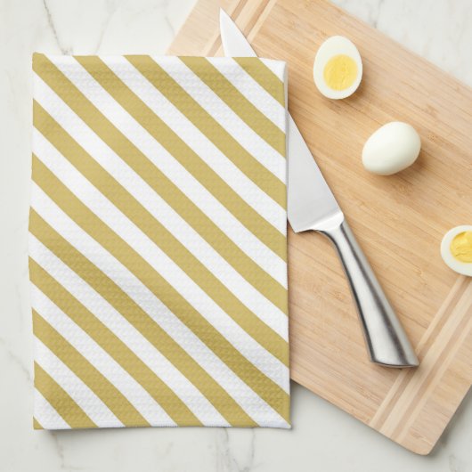 Diagonal golden yellow and white stripes pattern theedoek (Quarter Fold)