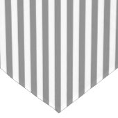 Diagonal gray and white stripes pattern korte tafelloper (Hoek)