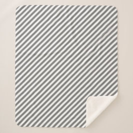 Diagonal gray and white stripes pattern sherpa deken