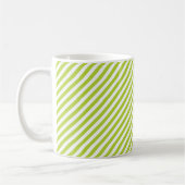 Diagonal lime green and white stripes pattern koffiemok (Links)