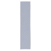 Diagonal navy blue and white stripes pattern korte tafelloper (Voorkant)