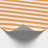 Diagonal orange and white stripes pattern cadeaupapier (Hoek)