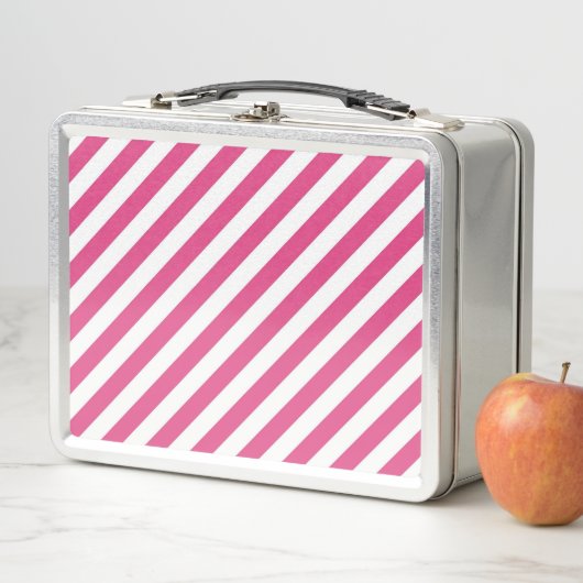 Diagonal pink and white stripes pattern (In situ)