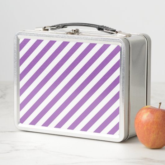 Diagonal purple and white stripes pattern (In situ)