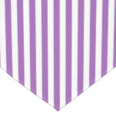 Diagonal purple and white stripes pattern korte tafelloper (Hoek)