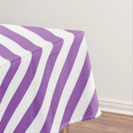 Diagonal purple and white stripes pattern tafelkleed