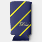 Diagonale blauwe en gele strepen met papiertekst seltzer blikjeskoeler (Achterkant)