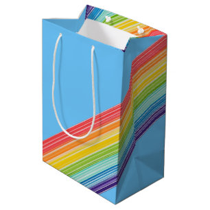 Diagonale regenboogstrepen medium cadeauzakje