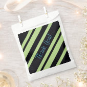 Diagonale streep met groen bedankzakje (Geknipt)