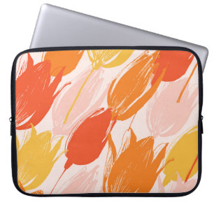 Diagonale Tulpen: Licht kleurontwerp. Laptop Sleeve