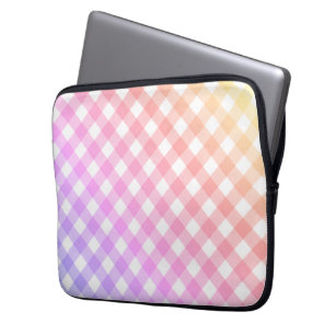 Diagonale Verlopen Regenboog Gingham  Laptop Sleeve