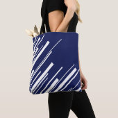 Diagonalen - Blauw en wit Tote Bag (Dichtbij)