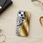 Diamant Bling Gouden Metaal Persoonlijk Schrift  iPhone 15 Case<br><div class="desc">Alle glitters of diamanten in het ontwerp zijn foto's en gesimuleerd.</div>