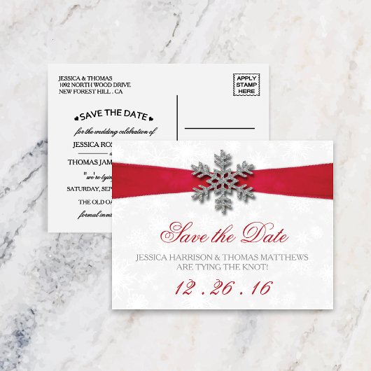 Diamante Snowflake en Red Ribbon Winter Wedding Aankondigingskaart