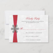 Diamante Snowflake en Red Ribbon Winter Wedding RSVP Kaartje (Voorkant)