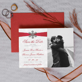 Diamante Snowflake en Red Ribbon Winter Wedding Save The Date