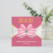 Diamanten lint met roze damastpatroon save the date (Staand voorkant)