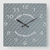 Diamond Bord Rustic Faux Metal Lug Pattern Vierkante Klok (Voorkant)