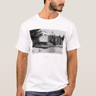 Diamond Lake Lodge PhotographyDiamond Lake, OR T-shirt