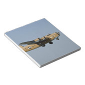 Diamond Lil B-24 Bomber, landend in Oshkosh, Notitieblok (Schuin)