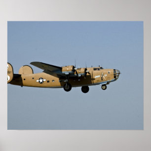 Diamond Lil B-24 Bomber, landend in Oshkosh, Poster