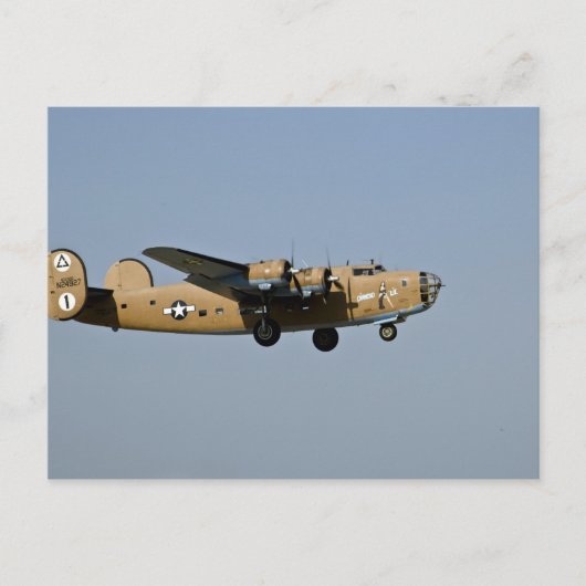 Diamond Lil B-24 bommenwerper landend op Oshkosh, Briefkaart (Voorkant)