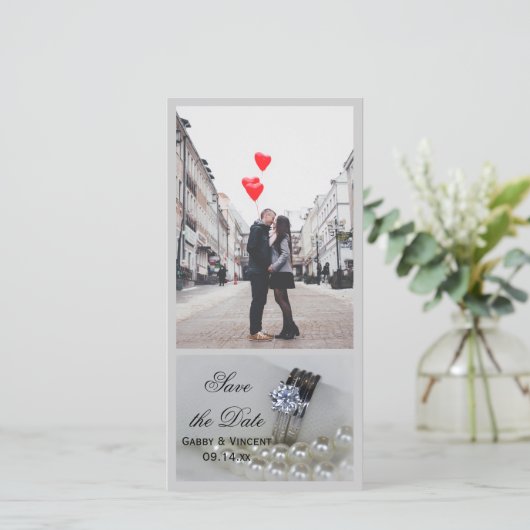 Diamond Rings and Pearls Wedding Save the Date (Staand voorkant)