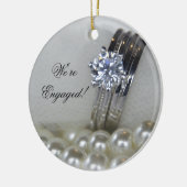 Diamond Rings en White Pearls Verloving Keramisch Ornament (Links)