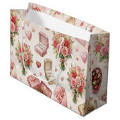 Diamond Rings, Roses & Luxury Gift Boxes Pattern Groot Cadeauzakje (Voorkant Gekanteld)