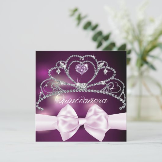 Diamond Tiara Pink Bow Quinceañera Uitnodiging (Staand voorkant)
