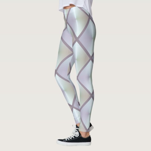 Diamond Tile Pattern Iridescent Leggings (Links)